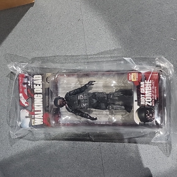 The Walking Dead lot. All new, never opened. McDarlane Toys - Picture 10 of 11